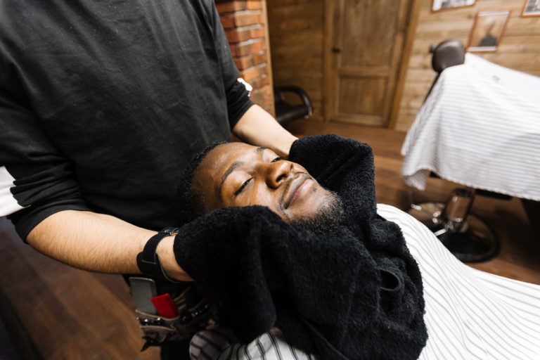 Benefits Of The Old Fashioned Hot Towel Barbershop Shave